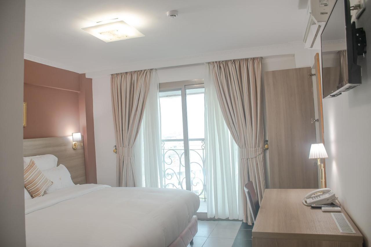 Faya Hotel Douala Exterior photo